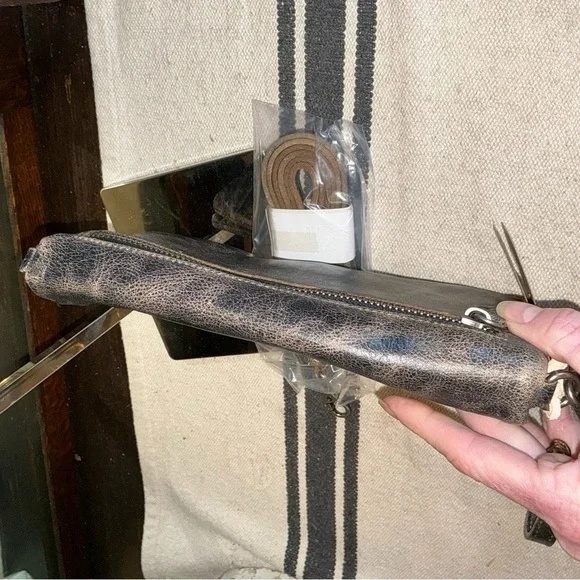 NWT Bed Stu Leather Cadence Wallet Wristlet Crossbody Bag Black Lux MSRP $175 - Picture 6 of 14